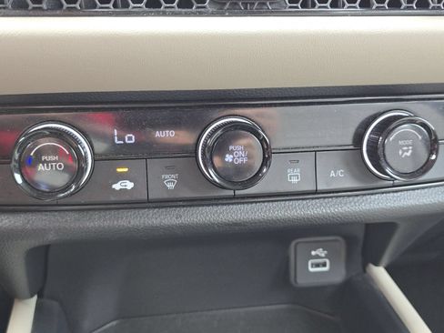 Used 2024 Honda HR-V LX image 28