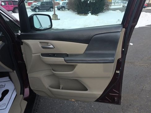 Used 2013 Honda Odyssey EX-L image 33