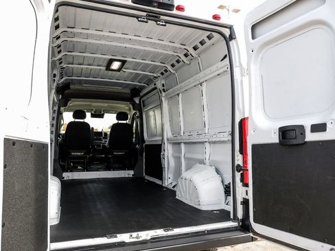 Used 2023 RAM ProMaster 2500 FWD image 44