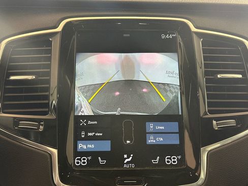 Used 2022 Volvo XC90 T8 Inscription Expression w/ Advanced Package image 6