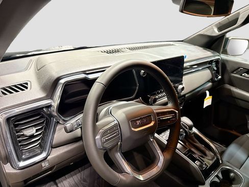 New 2026 GMC Canyon Elevation w/ Convenience Package image 9