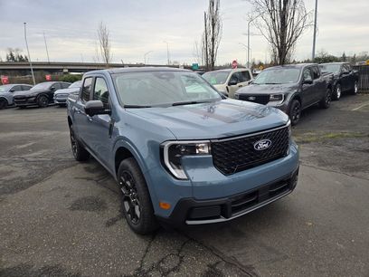 New 2026 Ford Maverick Lariat w/ Black Appearance Package