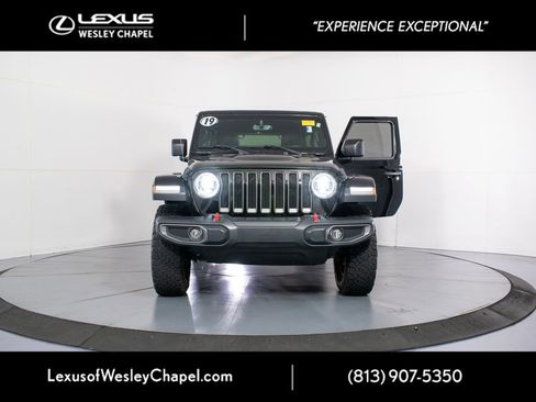 Used 2019 Jeep Wrangler Unlimited Rubicon AWD/4WD image 36