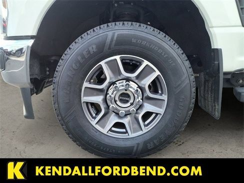 Certified 2024 Ford F350 Lariat w/ Camper Package image 14