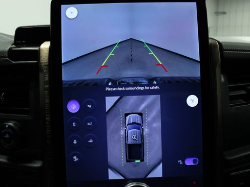 Used 2024 Ford F150 Lightning Lariat image 31