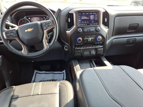 Used 2023 Chevrolet Silverado 2500 High Country w/ LPO, Hitch Package image 10
