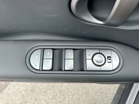 New 2025 Hyundai Ioniq 5 SEL image 65