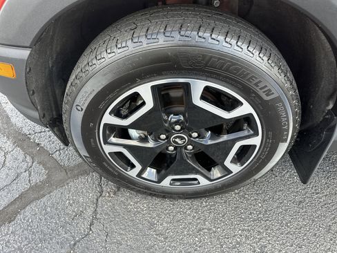 Used 2023 Ford Bronco Sport Outer Banks w/ Tech Package image 9