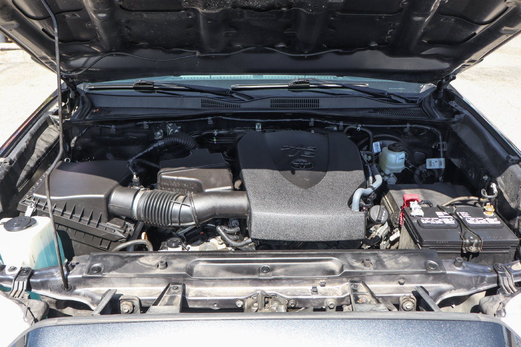 Used 2022 Toyota Tacoma SR5 AWD/4WD image 12