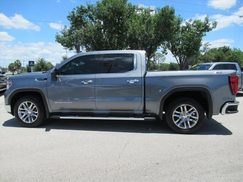 Used 2019 GMC Sierra 1500 SLT w/ SLT Premium Plus Package AWD/4WD image 4