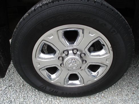 Used 2014 RAM 2500 Laramie AWD/4WD image 45