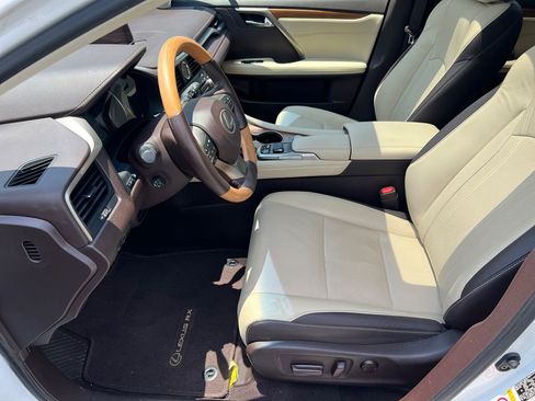 Used 2018 Lexus RX 350 FWD w/ Premium Package image 9
