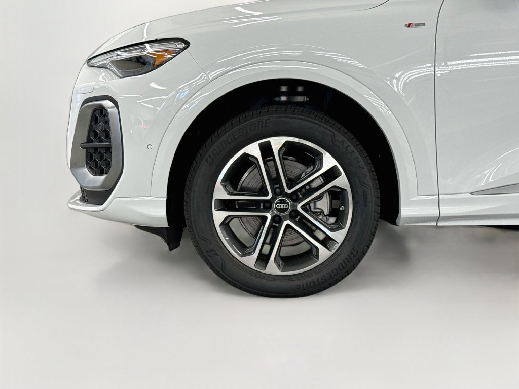 New 2026 Audi Q5 Premium Plus AWD/4WD image 23