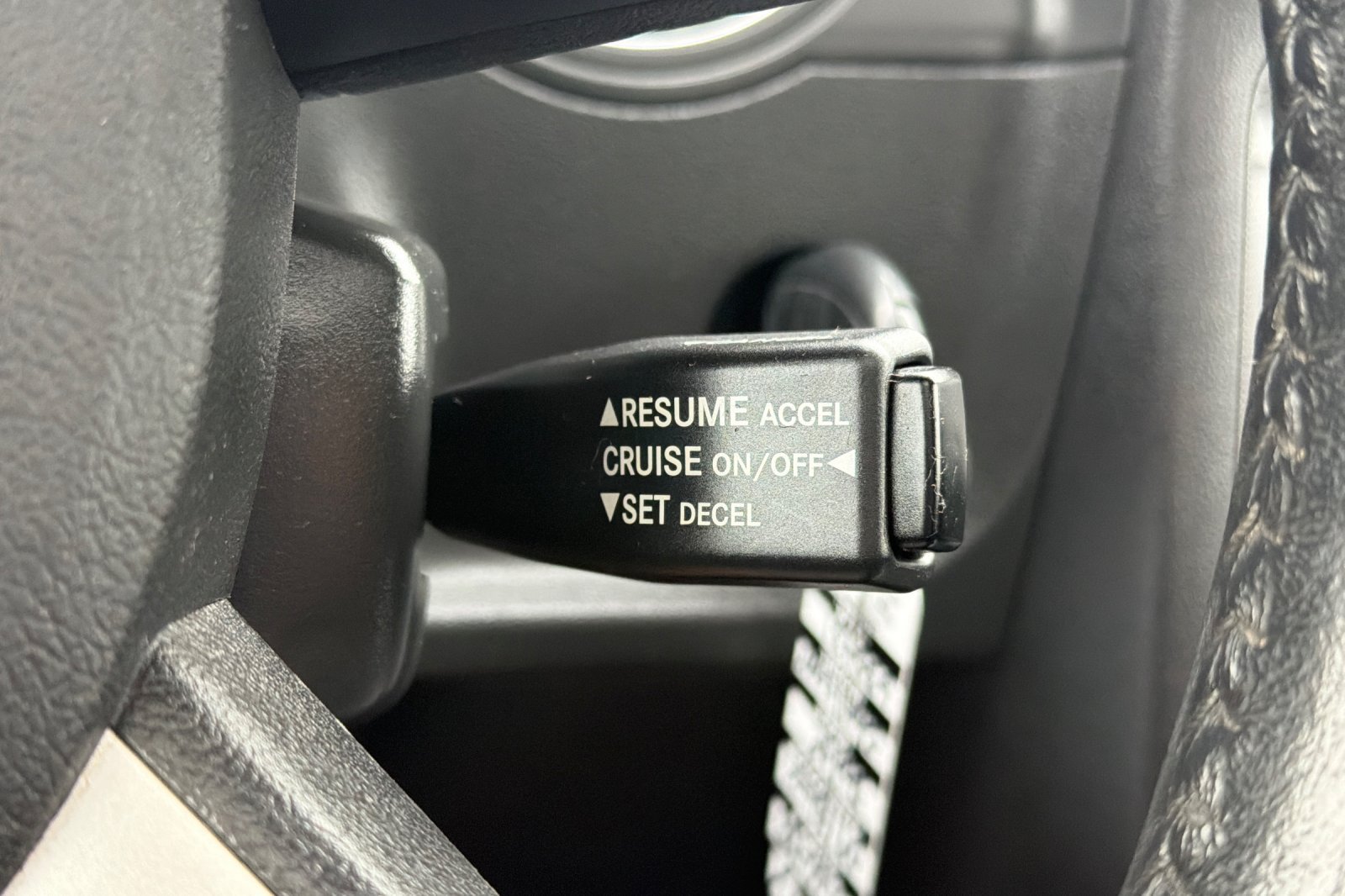 Used 2009 Dodge Challenger R/T RWD image 25
