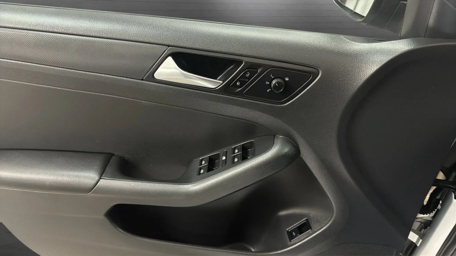 Used 2015 Volkswagen Jetta S FWD image 15