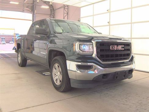 Used 2017 GMC Sierra 1500 4x4 Crew Cab w/ Sierra Convenience Package image 19