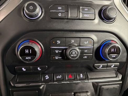 Used 2022 Chevrolet Silverado 1500 LT Trail Boss w/ Bed Protection Package image 16