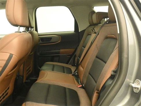 Certified 2025 Ford Bronco Sport Outer Banks w/ Outer Banks Tech Package+ image 10