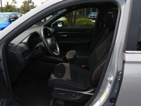 Used 2024 Honda CR-V Sport image 8