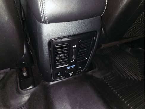 Used 2019 Jeep Grand Cherokee Overland AWD/4WD image 52