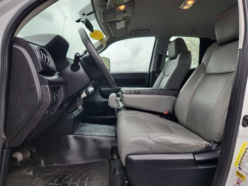 Used 2016 Toyota Tundra SR RWD image 13