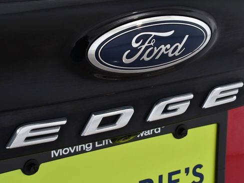 Used 2022 Ford Edge SEL w/ Convenience Package image 23