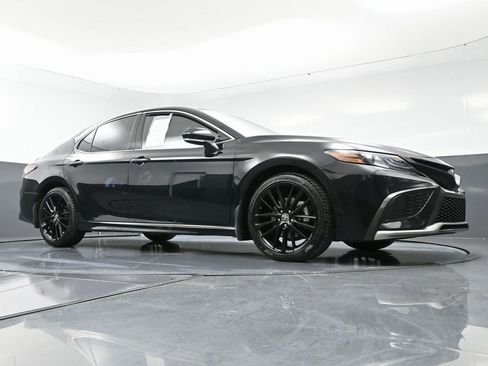 Used 2022 Toyota Camry XSE image 48