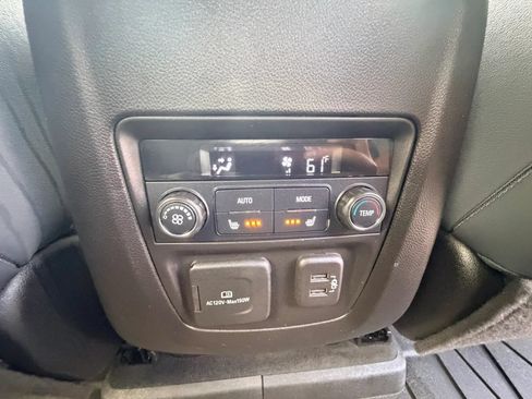 Used 2022 Buick Enclave Premium w/ Surround and Sites Package AWD/4WD image 26