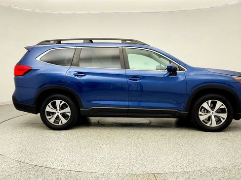 Used 2022 Subaru Ascent Premium w/ Convenience Package image 4