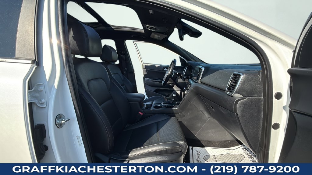 Used 2022 Kia Sportage Nightfall Edition w/ Nighfall AWD Premium Package image 32