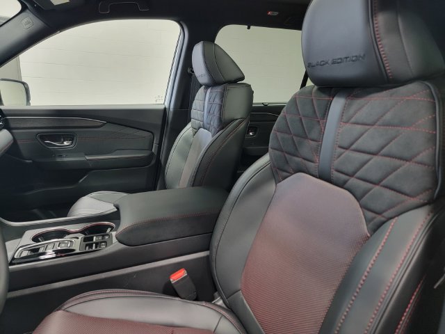 New 2026 Honda Pilot Black Edition image 12