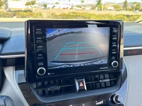 Used 2022 Toyota Corolla LE image 12