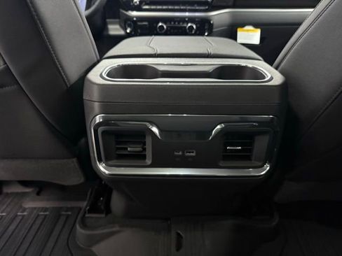 New 2026 GMC Sierra 1500 Elevation w/ Elevation Premium Package image 17