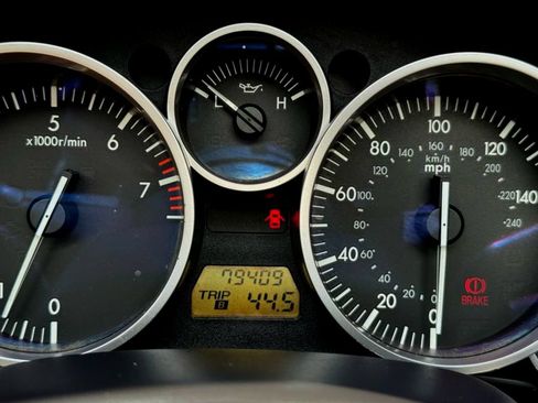 Used 2007 MAZDA MX-5 Miata Grand Touring w/ Premium Pkg RWD image 22