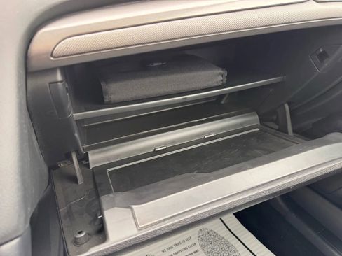 Used 2018 Ford Fusion SE image 28