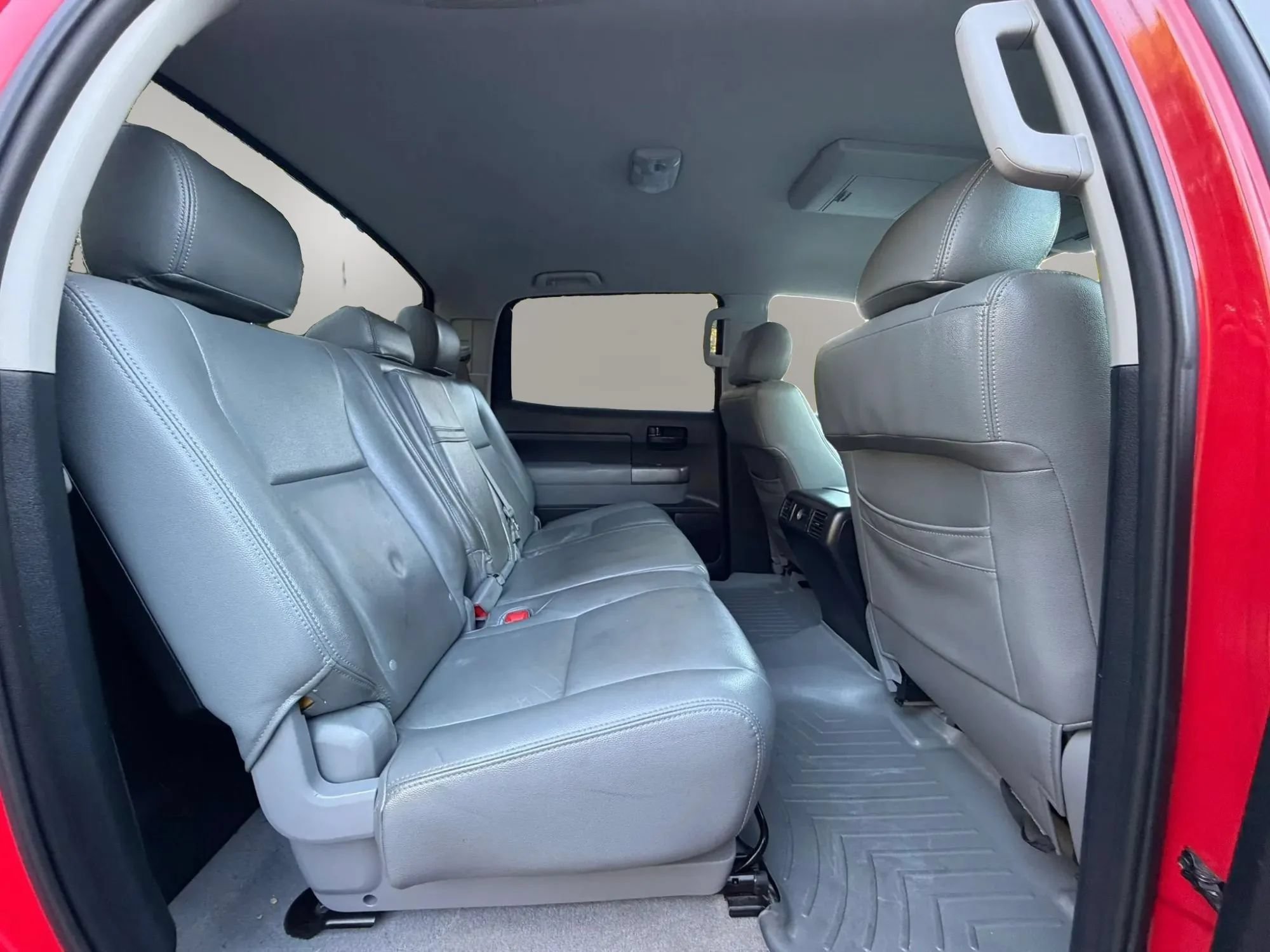 Used 2011 Toyota Tundra 2WD CrewMax w/ SR5 Pkg image 15