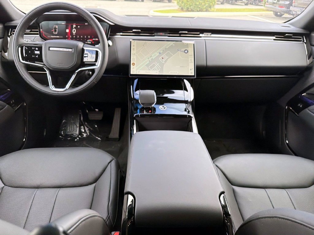 New 2027 Land Rover Range Rover Sport SE AWD/4WD image 13