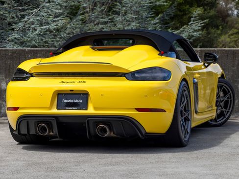 Certified 2025 Porsche 718 Boxster Spyder RS RWD image 11
