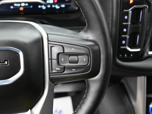 Used 2024 GMC Yukon Denali AWD/4WD image 13
