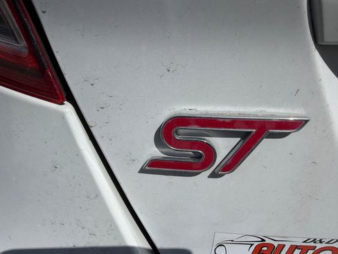 Used 2015 Ford Fiesta ST w/ ST Recaro Package FWD image 3