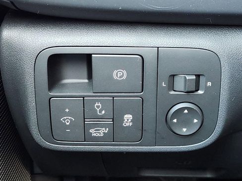 New 2025 Hyundai Ioniq 6 SE image 19