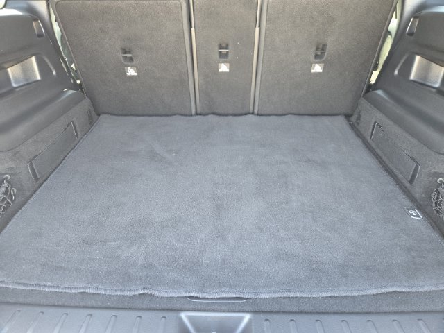 Used 2023 Mercedes-Benz GLB 250 w/ AMG Line image 23