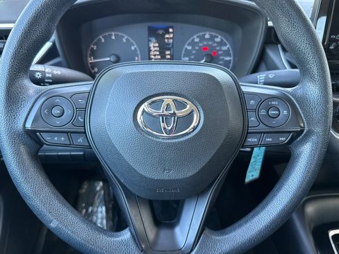 Used 2023 Toyota Corolla LE FWD image 16
