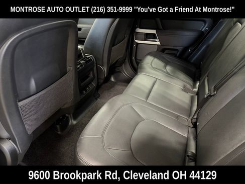 Used 2023 Land Rover Defender 110 SE image 34