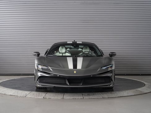 Used 2023 Ferrari SF90 Stradale AWD/4WD image 8