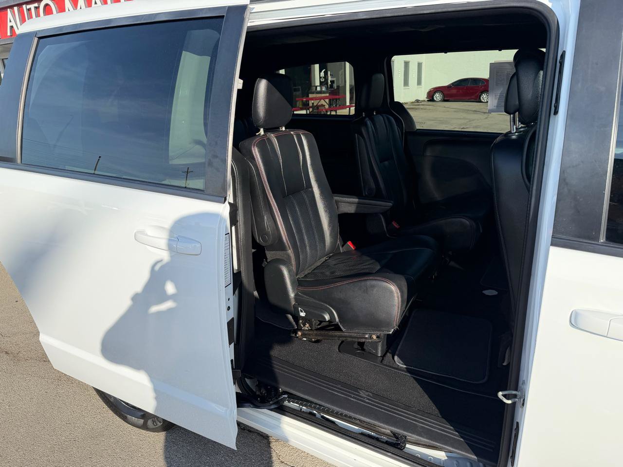 Used 2020 Dodge Grand Caravan GT FWD image 10