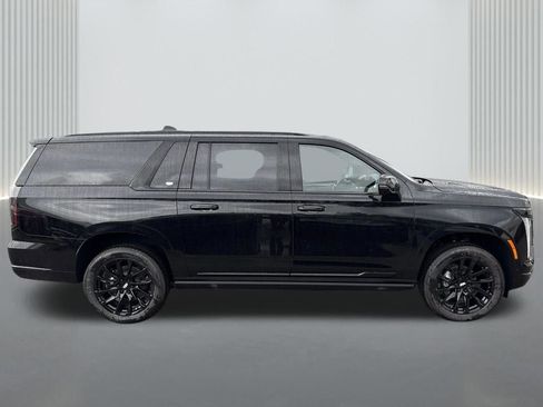New 2026 Cadillac Escalade ESV Sport w/ LPO, ONYX Package AWD/4WD image 4