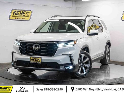 Used 2024 Honda Pilot Elite image 1
