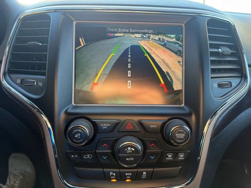 Used 2015 Jeep Grand Cherokee Laredo w/ Quick Order Package 23E image 22