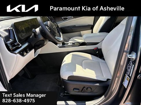 Certified 2023 Kia Sportage EX AWD/4WD image 17